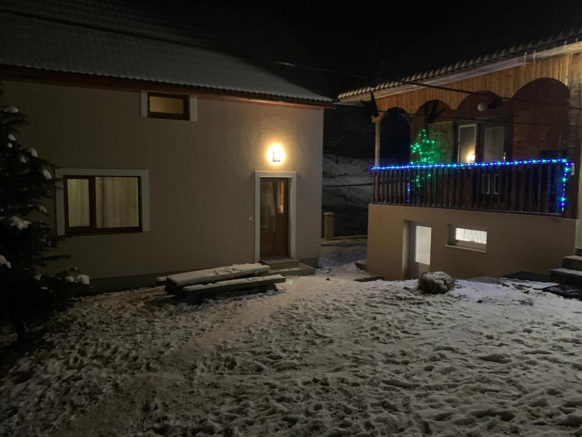 Cottage house Podobovets Buitenkant foto