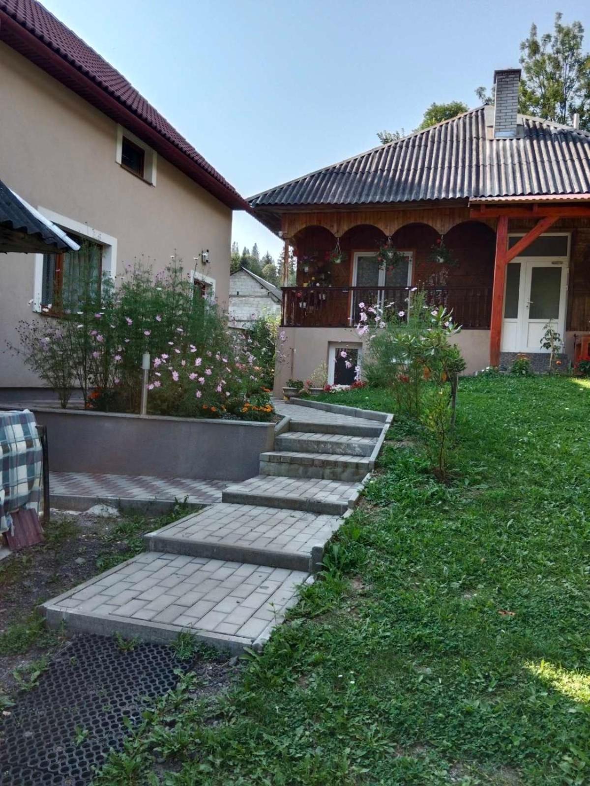 Cottage house Podobovets Buitenkant foto